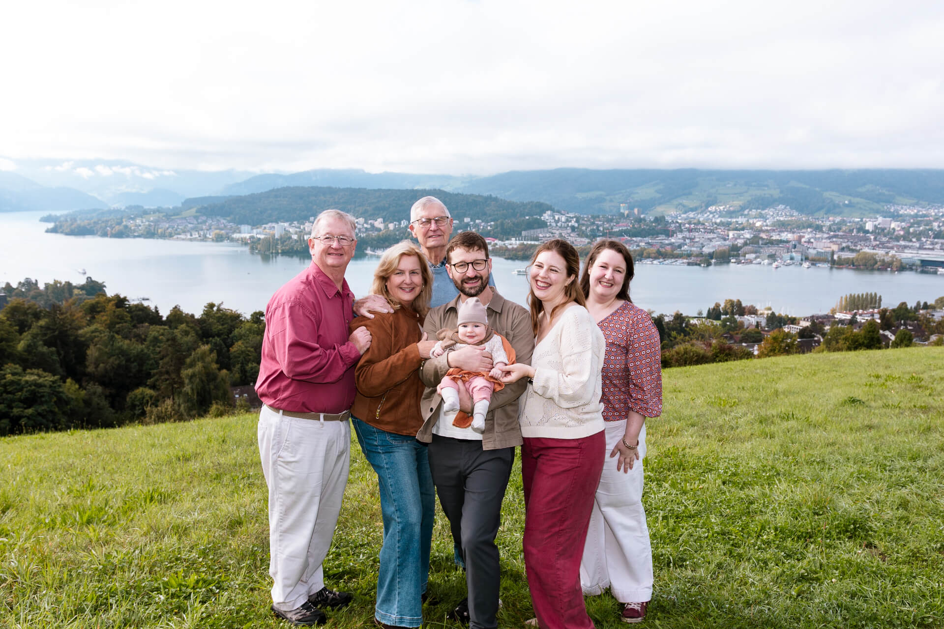 Family photoshoot at Lake Lucerne Switzerland